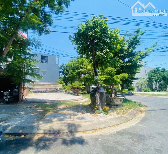 BÁN LÔ GÓC 2 MẶT TIỀN 152M2 NGANG 8M ĐƯỜNG NGÔ THÌ TRÍ SÁT CHU HUY MÂN - GIÁ 10,2 TỶ TL. - 3