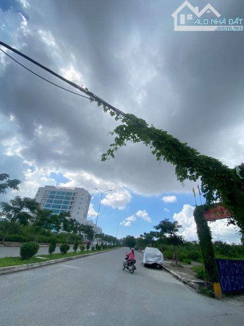 CẦN CHUYỂN NHƯỢNG ĐẤT TĐC LÔ 27 Lê Hồng phong - Ngô quyền . Diện tích 60m ngang 4m - 3