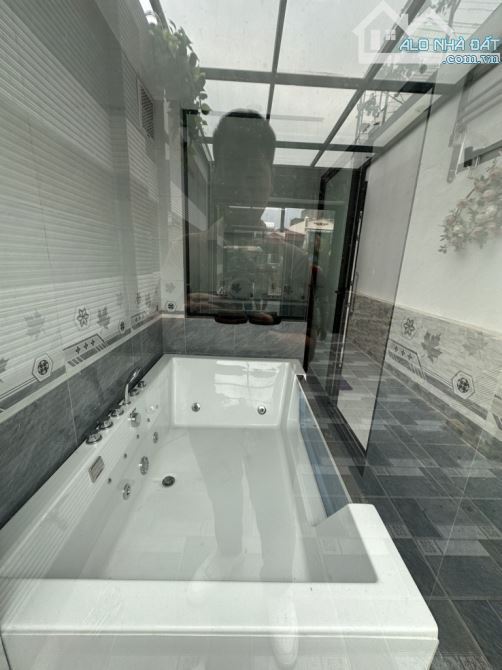 Bán nhà Gia Quất ô tô đỗ cổng- 40m2 - Chẵn 7 tỷ - 3