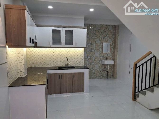 NHÀ SIÊU ĐẸP SIÊU HIẾM BÌNH TÂN - GẦN BÌNH LONG - NGÃ TƯ 4 XÃ - CHỈ 4.95T - THƯƠNG LƯỢNG - 3