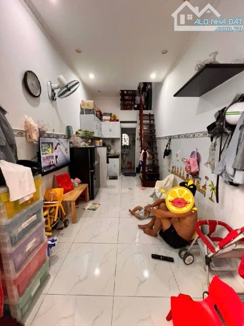Nhà tân bình gần chợ,đầy đủ tiện ích- giá tốt - 3