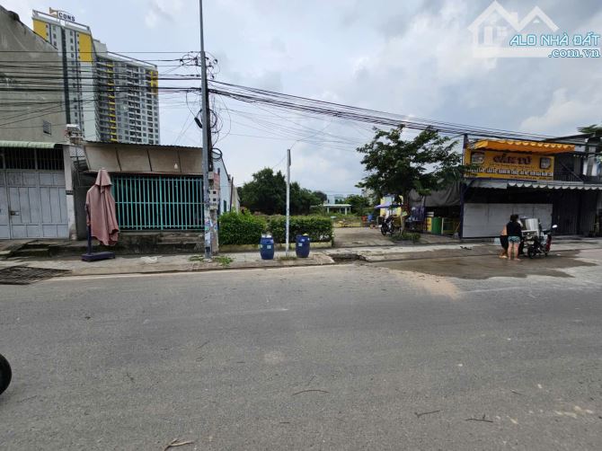 Nhà mặt tiền kinh doanh đường Lương Định Của, ký túc xá khu B làng ĐHQG, 2748 Dĩ An - 3