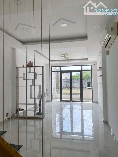Nhà Nguyễn Xí HXT 4.2x18m Trệt.2L.4P. full ML.Tốt Khối VP.Ở GĐ - 3