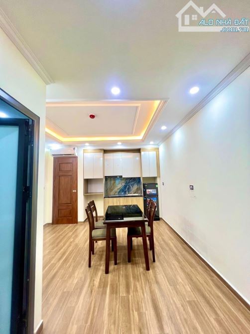 ĐỘI CẤN 8 TẦNG THANG MÁY - 10 RA MẶT PHỐ  - NỘI THẤT CAO CẤP - KINH DOANH KẾT HỢP Ở ĐẸP - 3
