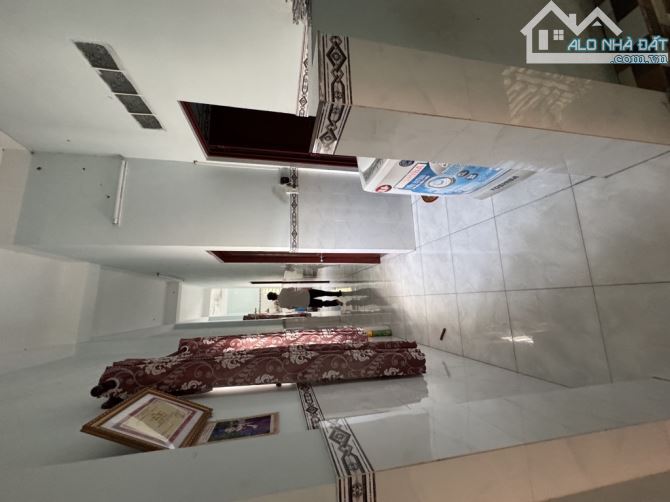 DIỆN TÍCH KHỦNG, SÁT BX MIỀN TÂY, HẺM XE HƠI 8M THÔNG, NGANG 5.7MX30M, 3 TẦNG, CHỈ 9 TỶ X - 3