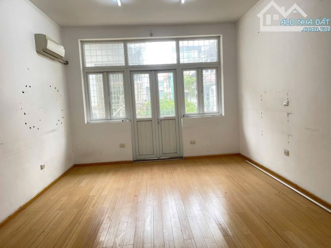 Bán siêu phẩm Kim Đồng - Hoàng Mai - Phân lô - Vỉe hè - Oto tránh, đỗ - Kinh doanh - 21.5 - 3