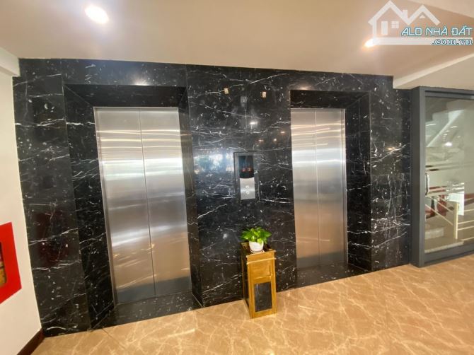 BÁN TOÀ NHÀ KHÁCH SẠN KHU VỰC CẦU GIẤY 288m2  12TẦNG - 3