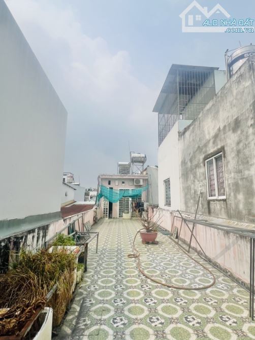 Bán nhà Đường Nguyễn Háo Vĩnh - Tân Phú - 106m2 (4 x 26.5)m - 3 Tầng - 3