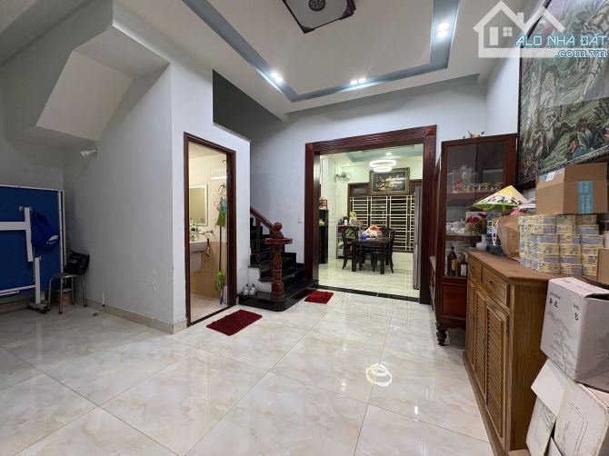 Bán biệt thự MT Phạm Nhữ Tăng ( Cao Lỗ ) P4 Q8 - 3