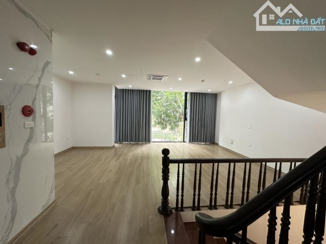 Biệt thự Nhà Vườn KĐT Trung Hòa Nhân Chính , dt 130m2 6T thang máy, 2 mặt tiền giá 5x tỷ - 3