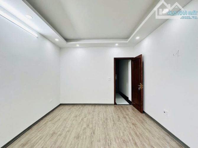 Nhà đẹp nhất khu vực, nhà mới, full nội thất, 42m 4 tầng chỉ có 7,7 tỷ - 3
