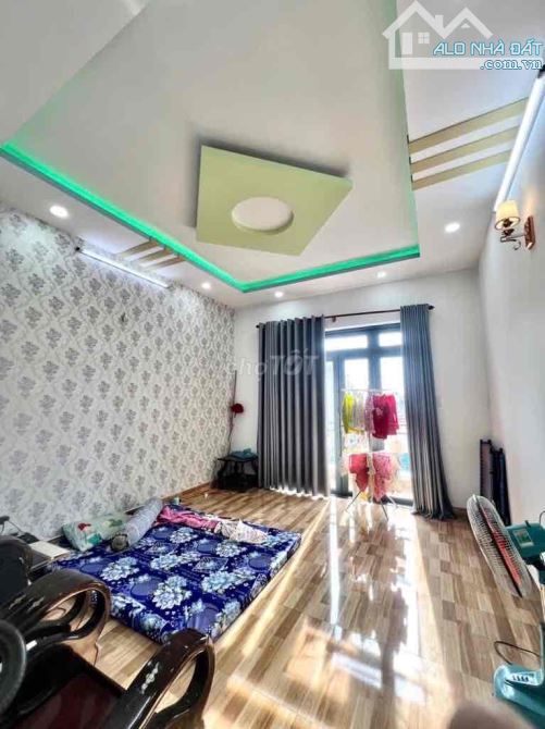 NHÀ 3 TẦNG HẺM NHỰA TRỊNH ĐÌNH TRỌNG GẦN ĐẦM SEN - DT 4X16 7 TỶ NHỈNH - 3
