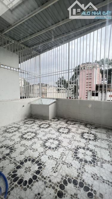 🏫🏫VÀI BƯỚC RA MẶT TIỀN -TRẦN HƯNG ĐẠO -QUẬN 5 -4TẦNG ĐẸP -50M(4X12,5)-CHỈ 8,68TỶ . - 3