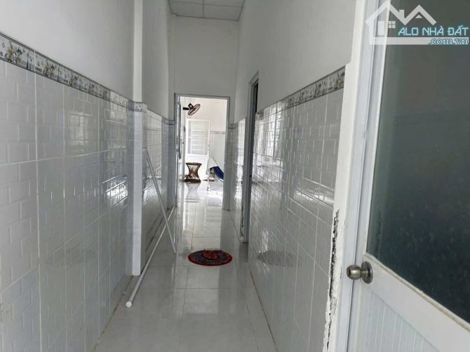 Nhà mặt tiền Nguyễn Văn Nhung khu dân cư đông đúc - 3