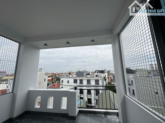🏤NHÀ ĐẸP KIM CHUNG - DÂN XÂY ĐƠN LẬP - 20M RA Ô TÔ TRÁNH - HÀNG XÓM KĐT HINODE ROYAL PARK - 3