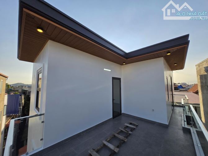 MSP: DC02  🌆 NHÀ PHỐ LÊ CHÂN – 60m² – LÔ GÓC 3 MẶT THOÁNG – FULL NỘI THẤT - 3