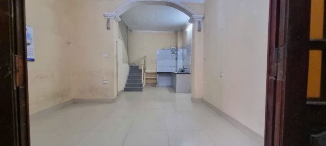 Bồ Đề-Hồng Tiến nhà dân xây 3 tâng diện tích 40m vuông , mặt tiền 4,2 m chỉ 4,95đ - 3