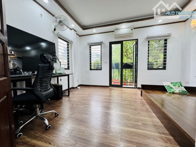 Sống an nhàn giữa lòng Hà Nội – Nhà phố Tân Mai 5 tầng, ô tô vào tận cửa chỉ 12,3 tỷ - 3