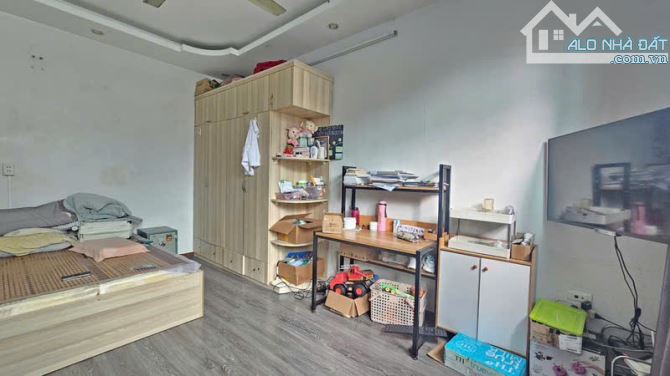 Bán nhà Thạch Bàn - 42m2 - Cách ô tô 5m - 5.8 tỷ - Gần hồ - 3