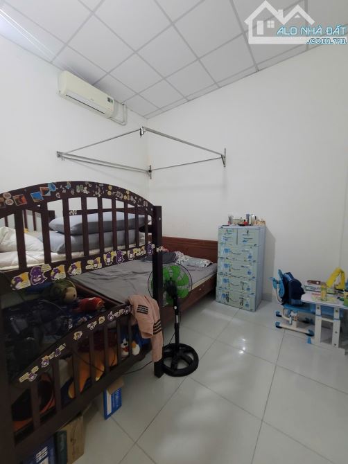 Bán nhà cấp 4 cách làng đại học 500m p.Đông Hòa Tp.Dĩ An chỉ 3ty950 TL M7496 - 3