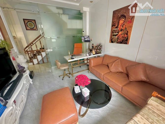 Nhà đẹp 4 tầng Kiệt Trường Chinh - 4