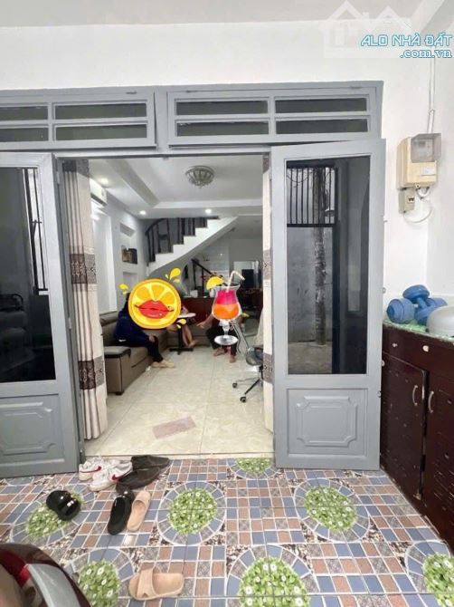 Bán nhà HXH 10m Tân Bình, gần Metro Cách Mạng Tháng 8, 3 Tầng, lô góc, 70m2, 67m2, 11.x Tỷ - 4