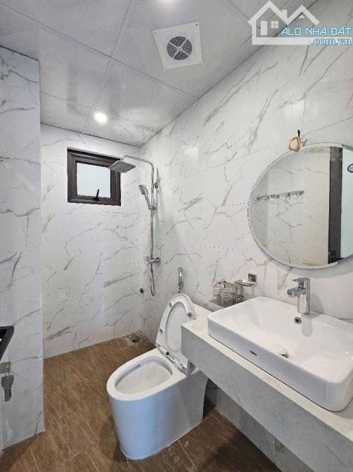 🏠 Lạc Long Quân, 38m2 nhỉnh 7 tỷ, dân xây, ngõ thông, ô tô, full nội thất xịn sò, hiếm - 4