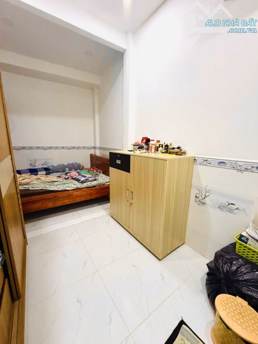 🌹NHÀ KIÊN CỐ SÁT CẦU NGUYỄN TRI PHƯƠNG QUẬN 8 - CHỈ 1 BƯỚC CHÂN QUA QUẬN 5, QUẬN 1 - 42M2 - 4