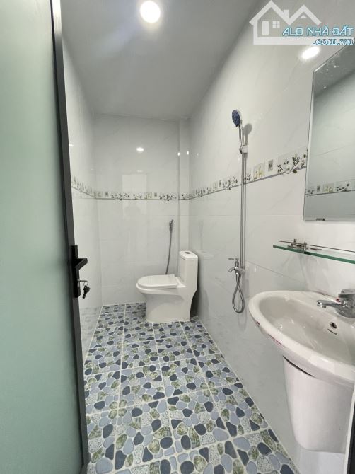 LÔ GÓC HIẾM – HẺM 4M THÔNG, GẦN MT ÂU CƠ CHỈ 30M – GIÁ 4.8 TỶ - 4