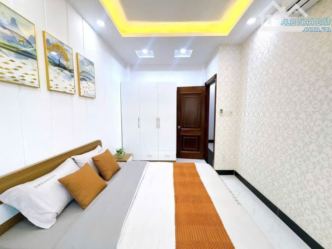 Bán nhà ngay Xô Viết Nghệ Tĩnh, Bình Thạnh. Giá 2 tỷ 320tr. DT: 65m2, Sổ riêng - 4
