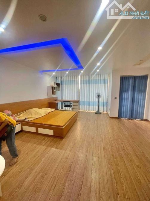 Căn Nhà Mặt Đường Nguyễn Công Trứ - Nam Định - 4