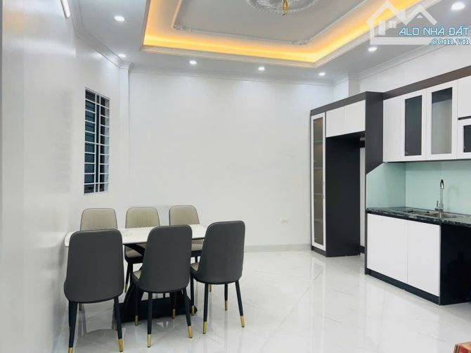 Bán nhà riêng tại Phạm Văn Đồng,  61m2, ô tô, kinh doanh, Full nội thất, 15tỷ. - 4