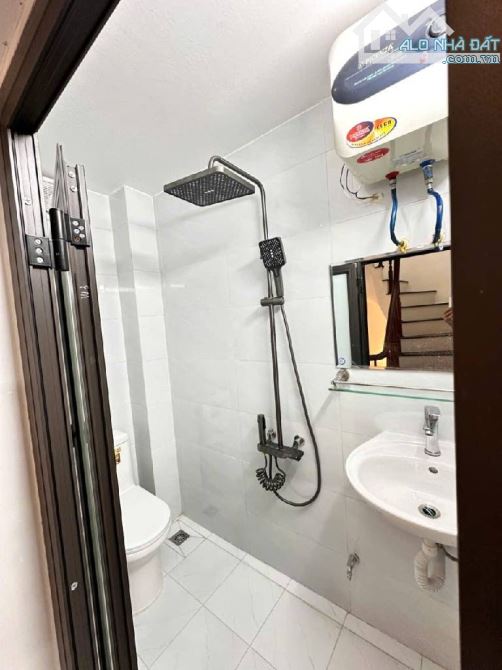 🏠 Bán nhà 6 tầng Cát Linh – Trung tâm Đống Đa – chỉ 6 tỷ - 4