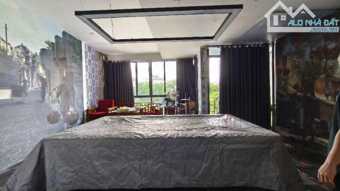 BÁN ĐẤT TẶNG NHÀ MẶT PHỐ VIP NGUYỄN KHANG 4TẦNG, 135M2 – SIÊU PHẨM MẶT PHỐ VIP  – TRUNG TÂ - 4