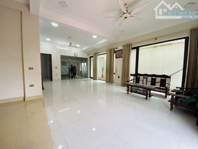 CẦN BÁN BIỆT THỰ SÂN VƯỜN TẠI XÃ NAM HỒNG HUYỆN ĐÔNG ANH HÀ NỘI DIỆN TÍCH 230M - 4
