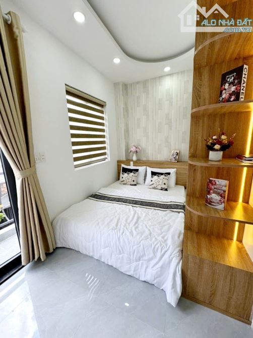 Quang Trung - Gò Vấp - 3 Tầng - 3.6 tỷ - Hẻm Ôtô nhà mới - Hoàn công - SHR - 4