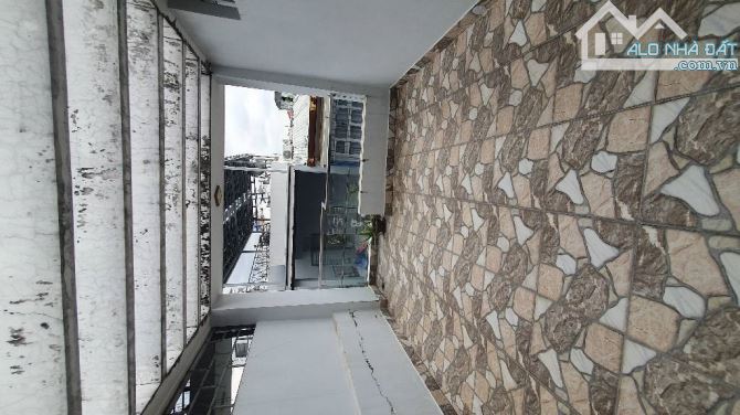 Hơn 7 tỷ nhà 5 tầng phan xích long phú nhuận 3.6m*11m - 4
