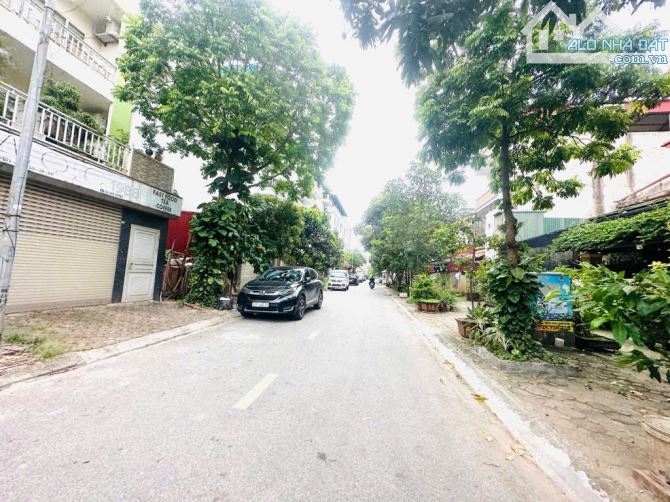🏡 BÁN ĐẤT TRUNG TÂM PHÚC LỢI – LONG BIÊN 45M2 GIÁ 5.4 TỶ - NGÕ THÔNG RỘNG - 4