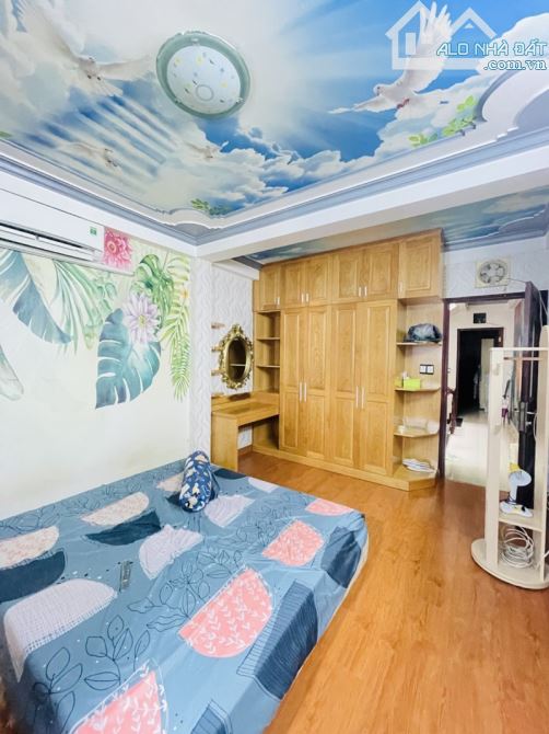 TRẦN HƯNG ĐẠO QUẬN 5, HẺM 4M CÁCH MT 20M DT 50M2 4 TẦNG MỚI ĐẸP. - 4