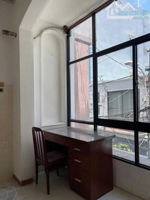 BÁN NHÀ ĐẤT THÁNH  – P.6, TÂN BÌNH –37m²(3.5 x 10.5m)- CHỈ 5.9 TỶ TL-  3 TẦNG  4 PN - 4