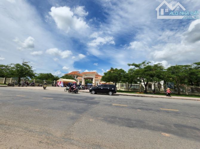 Bán đất 19.2 x 64.5m (1.245m2) Tân Phú, Đức Hòa, Long An giá 8.2 tỷ gần đường Hồ Chí Minh - 4