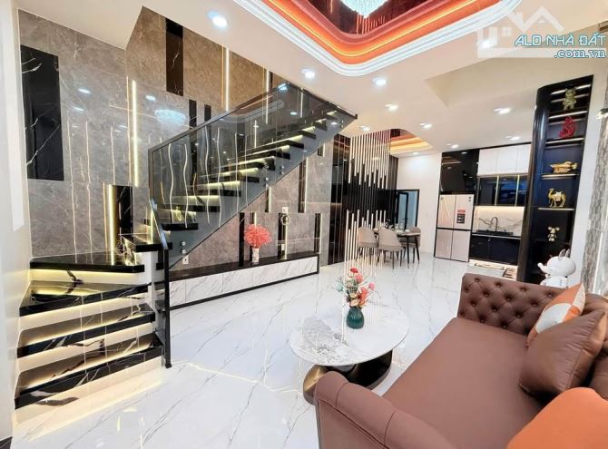 Bán nhà gần đường Đồng Khởi, cây xăng 75, 100m2 sổ riêng thổ cư, 2 tỷ hơn, đường bàn cờ 7m - 4