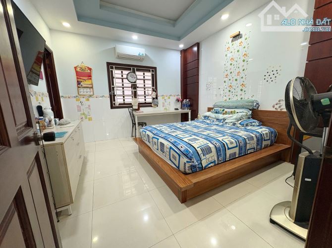 Bán biệt thự MT Phạm Nhữ Tăng ( Cao Lỗ ) P4 Q8 - 4