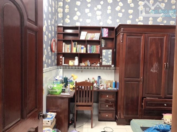 CẦN BÁN NHÀ 1 TRỆT 3 LẦU + SÂN THƯỢNG, HẺM XE HƠI VÀO NHÀ – KHU TRUNG TÂM GÒ VẤP - 4