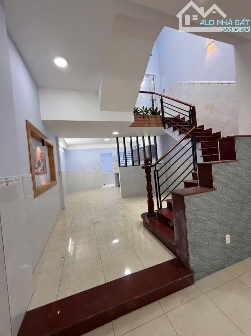 BÁN GẤP NHÀ HẺM XE HƠI – PHAN HUY ÍCH – DT 4.5 x 17 NỞ HẬU – GIÁ CHỈ 6,4 TỶ! - 4