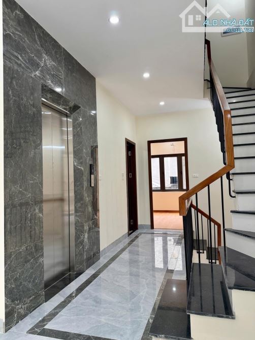 Siêu phẩm Vạn Phúc Hà Đông , nhà 5 tầng thang máy mới tinh . 60M . 16,3 tỷ. Ô tô vào nhà - 4