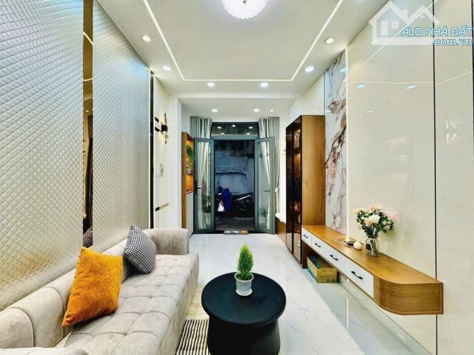 🔥🔥 MỚI-PHÚ NHUẬN-GIAPQ1-Q3- 4 TẦNG-100M2 -4PN + SÂN THƯỢNG-NHỈNH 6 TY🔥 - 3