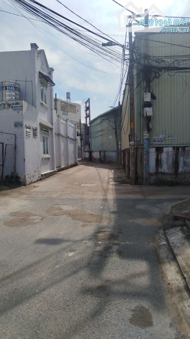 “Cơ hội hiếm: Nhà 77m2, 2 tầng – 3PN, vị trí đẹp Lò Lu Long Trường Q9, giá tốt 4,x tỷ” - 4