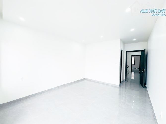 Bán nhà xây mới TĐC Đằng Lâm 78m² x 5T Thang Máy - Tuyến 2 Ngô Gia Tự - 5