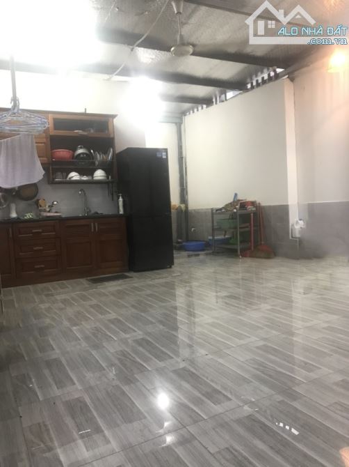 Gấp bán nhà Thủ Đức, giá 11.8 tỷ, 3 tầng, dt 150m2, cạnh Phạm Văn Đồng. - 5